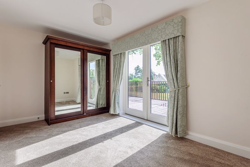 Master bedroom- click for photo gallery